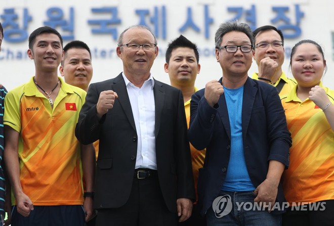 HLV Park Hang-seo trở lại nơi từng dẫn dắt 15 trận liên tiếp toàn hòa và thua - Ảnh 2.