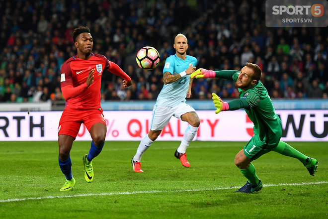 5 siêu sao bị trả lương thấp vô lý: Nhà vô địch World Cup còn thua cả Smalling - Ảnh 10.