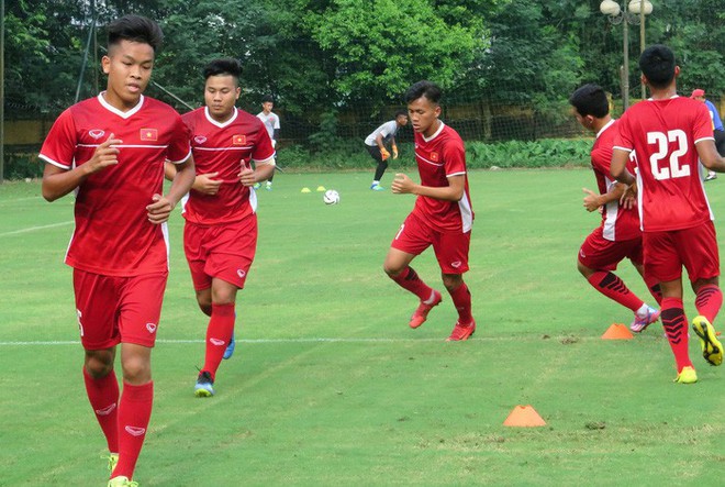 HLV Hoàng Anh Tuấn: U19 Việt Nam có 100% cơ hội vượt qua vòng bảng U19 châu Á - Ảnh 2.