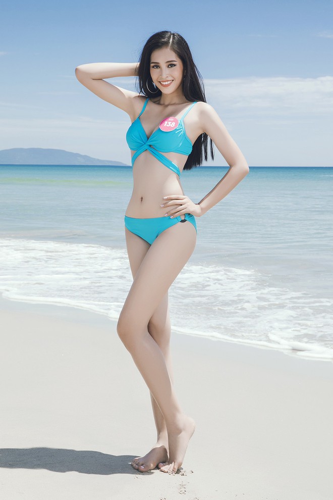 Dù mới 18 tuổi, Hoa Hậu Trần Tiểu Vy vẫn diện bikini vô cùng nóng bỏng - Ảnh 5.