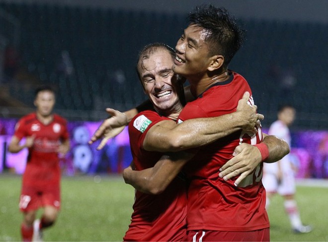 “Derby Sài Gòn”: Rể Việt tỏa sáng, Hải Anh lập hat-trick - Ảnh 2.