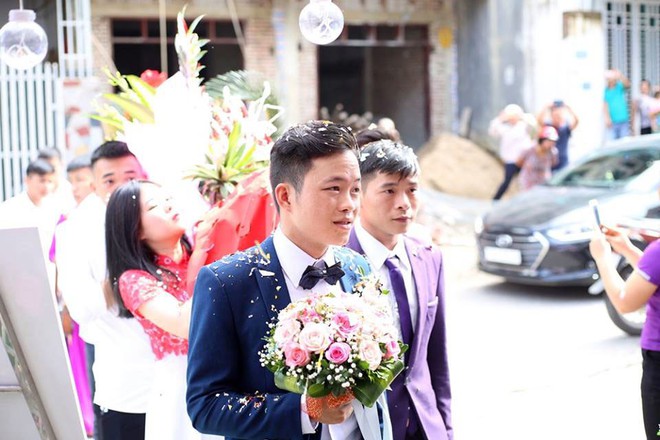 Cận cảnh lễ thành hôn đặc biệt của cô dâu 61 tuổi với chú rể 26 tuổi ở Cao Bằng - Ảnh 2.