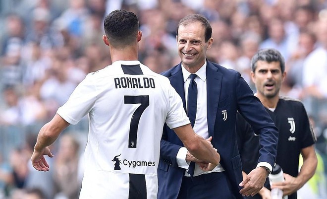 Vì mua Ronaldo, Juventus sẽ bị UEFA điều tra - Ảnh 2.