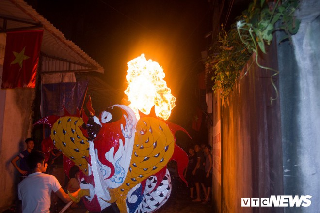 Độc đáo ngôi làng từ trẻ đến già đều biết múa sư tử, thổi lửa như nghệ sĩ xiếc - Ảnh 10.