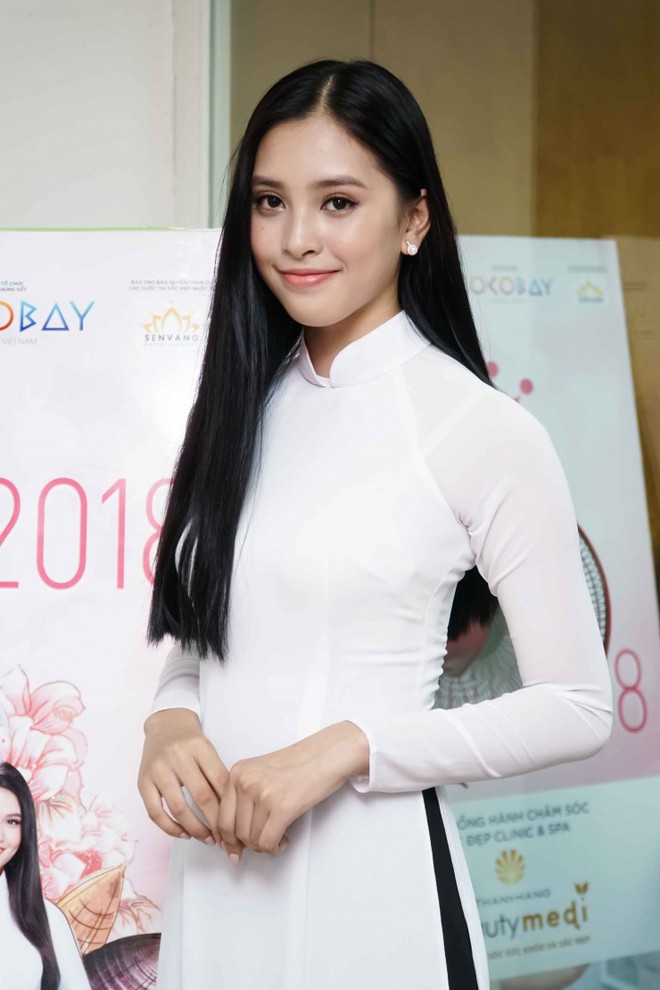 Hoa hậu Việt Nam ngày mới đăng quang: Người bị ném đá về nhan sắc, kẻ được cả truyền thông quốc tế tán dương - Ảnh 32.