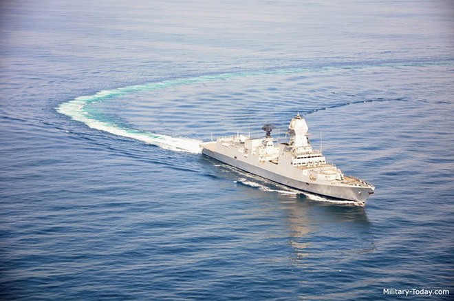 Khám phá sức mạnh siêu khu trục hạm Project-15A Kolkata của Ấn Độ - Ảnh 2.
