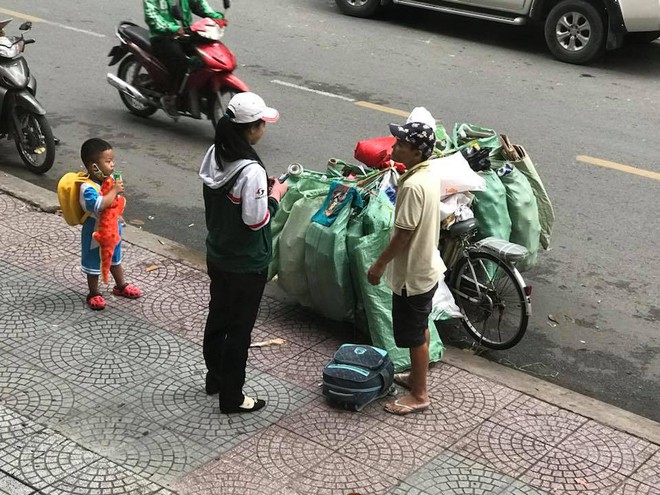 Nụ hôn ngọt ngào trong đêm Trung thu và sự nhầm lẫn khiến người ta cay mắt - Ảnh 2.