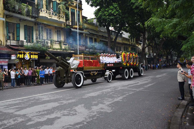 Lễ truy điệu Chủ tịch nước Trần Đại Quang - Ảnh 3.