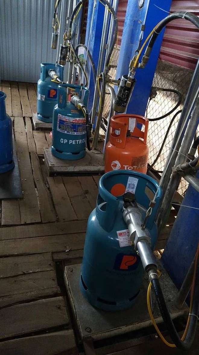 Triệt phá trạm chiết gas lậu “khủng” nằm giữa thành phố Hải Dương - Ảnh 2.