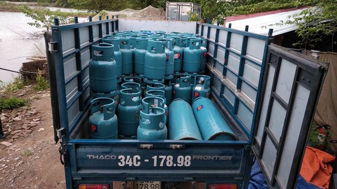 Triệt phá trạm chiết gas lậu “khủng” nằm giữa thành phố Hải Dương - Ảnh 6.