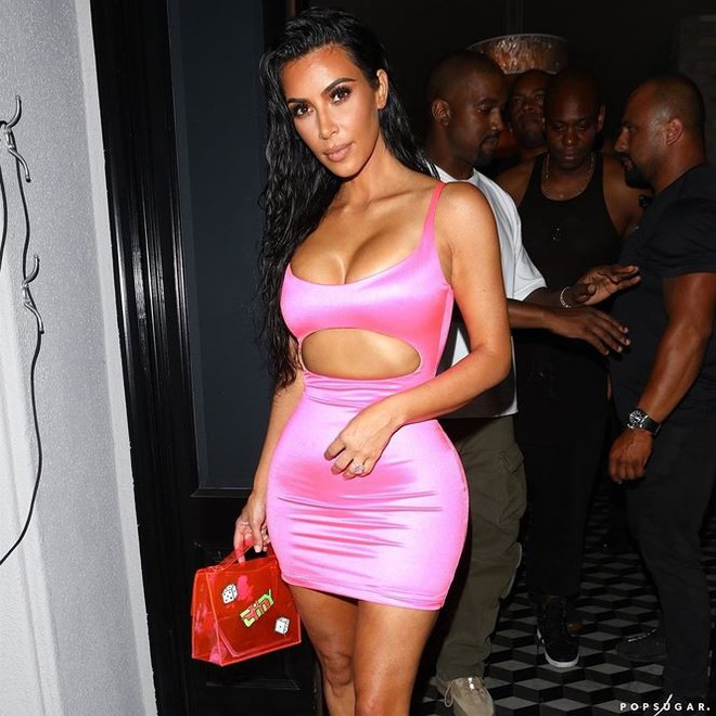 Kim Kardashian khoe dáng ‘đồng hồ cát’ trứ danh ở New York   - Ảnh 5.