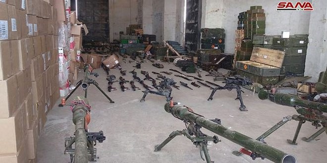 Quân cảnh Syria chiếm thêm kho vũ khí thánh chiến khủng ở Quneitra - Ảnh 2.
