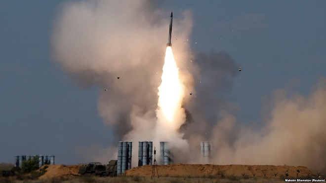 Bằng tên lửa S-300, Nga đột ngột chơi rắn với Israel: Tay chơi bản lĩnh, khôn ngoan! - Ảnh 1.