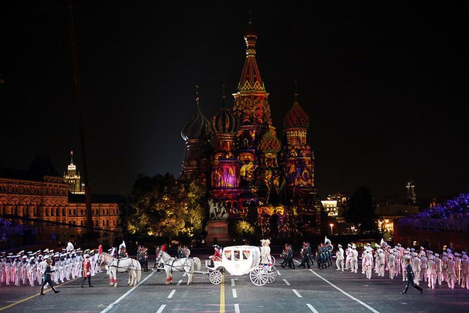 Hoành tráng Festival quân nhạc quốc tế tại Quảng trường Đỏ của Nga - Ảnh 9.