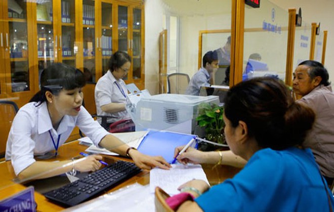 Hà Nội đang thiếu hơn 22.000 công chức, viên chức cấp xã - Ảnh 1.