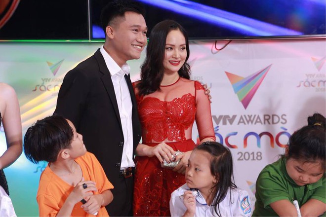 Cận cảnh gương mặt gầy gò của Nhã Phương trước đám cưới sắp diễn ra - Ảnh 9.