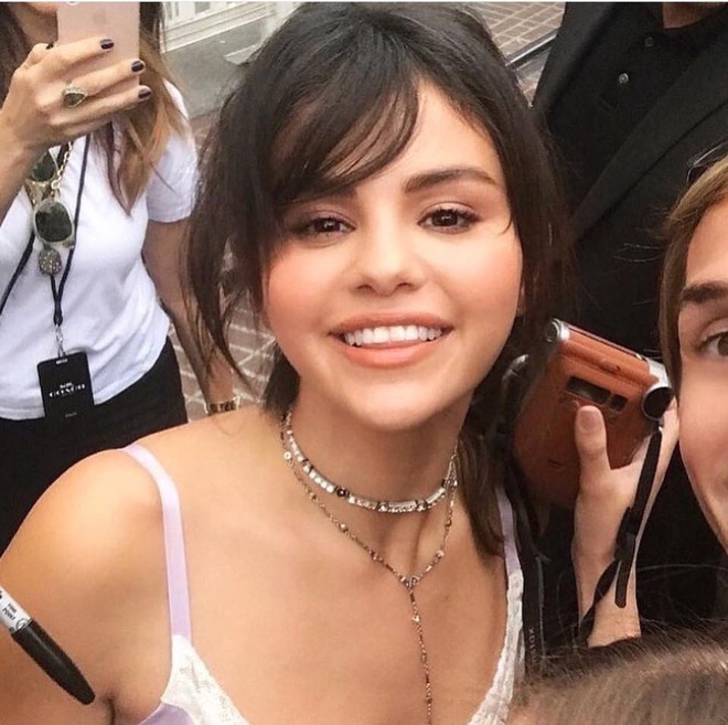 Loạt ảnh xinh ngất ngây của Selena Gomez chứng minh: Con gái đẹp nhất khi không thuộc về ai cả! - Ảnh 12.