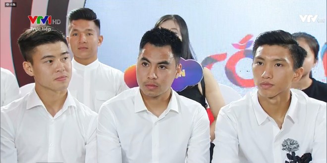 VTV Award 2018: Táo Quân đột ngột xuất hiện, U23 và bé Bôm đoạt giải thưởng quan trọng - Ảnh 5.
