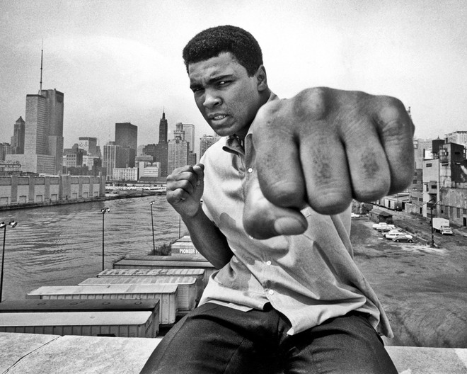 Trên đường trở thành huyền thoại, Muhammad Ali từng nện The Beatles tơi tả - Ảnh 6.