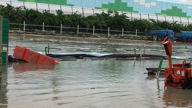 Châu Mỹ thì bão tuyết khủng khiếp, Úc đương đầu nắng nóng lịch sử còn Singapore cũng chịu cảnh lụt lội nghiêm trọng - Ảnh 2.