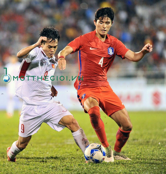 Trước cuộc đối đầu với U.23 Hàn Quốc: Ông Park Hang-seo và nỗi lo từ vị trí gác đền - Ảnh 2.