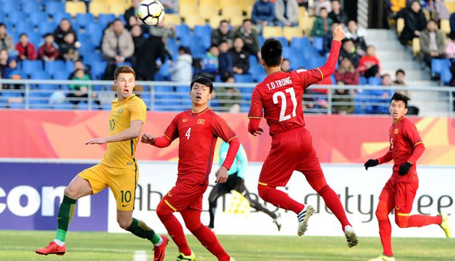  Bình luận lạ lùng của Fox Sports Asia: HLV Park Hang-seo làm hỏng bóng đá Việt Nam - Ảnh 2.