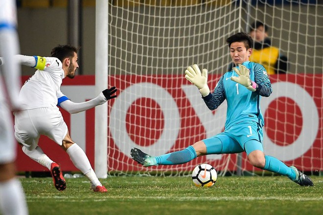 Fan Hàn, Nhật bùng lửa giận, nhờ U23 Việt Nam phục thù Uzbekistan - Ảnh 1.
