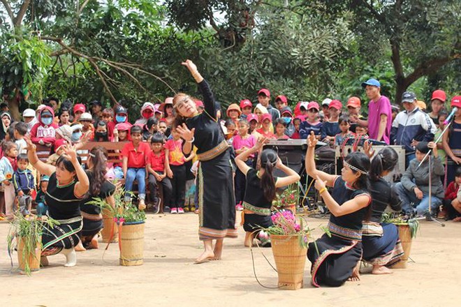 Đặc sắc lễ mừng lúa mới của đồng bào Xê Đăng - Ảnh 3.