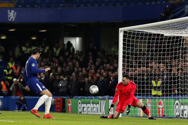 ĐIỂM NHẤN Chelsea 0-0 Arsenal: Sanchez dự bị trước tin đồn ra đi. Morata vẫn tệ - Ảnh 4.