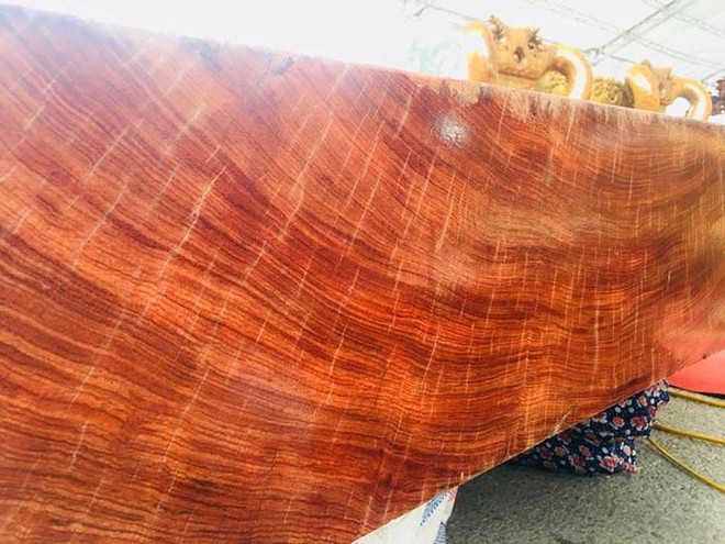 Sập gỗ nu cẩm lai giá 3 tỉ đồng ở Hà Nội  - Ảnh 8.