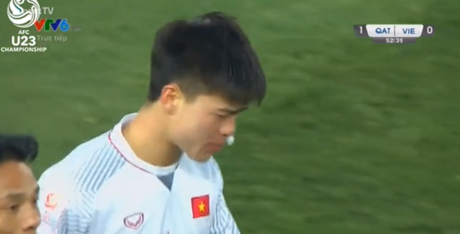 TRỰC TIẾP U23 Việt Nam 0-1 U23 Qatar: Công Phượng rời sân, Đức Chinh xuất trận - Ảnh 1.