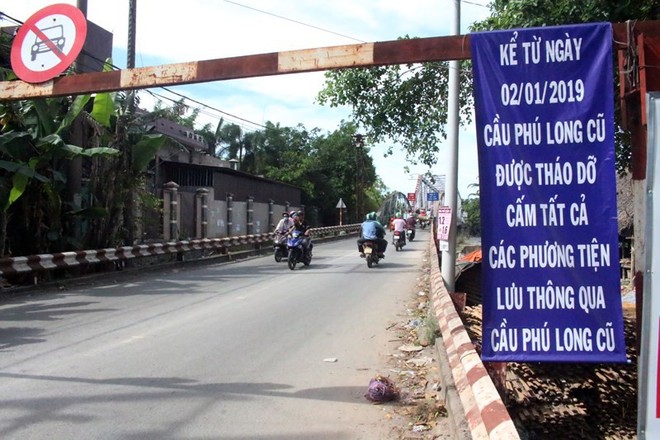 Cầu sắt Phú Long hơn 100 tuổi sẽ được tháo dỡ vào ngày mai  - Ảnh 1.