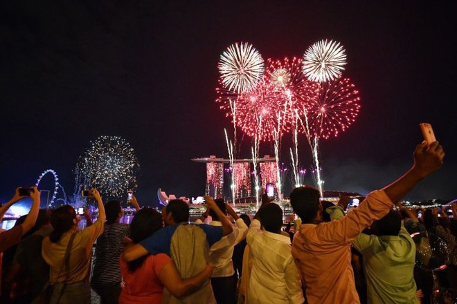 Chùm ảnh: Những khoảnh khắc ấn tượng đón năm mới 2019 khắp nơi trên thế giới - Ảnh 13.