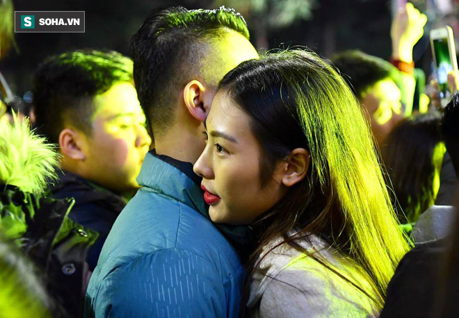 Trung tâm Sài Gòn, Hà Nội chật cứng người nhảy múa chào năm 2019 - Ảnh 3. Trung tâm Sài Gòn, Hà Nội chật cứng người nhảy múa chào năm 2019 - Ảnh 3.