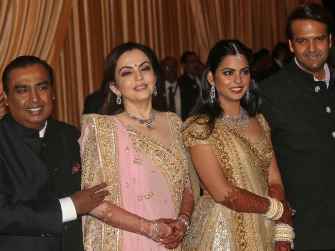 Đằng sau đám cưới thế kỷ của Ấn Độ năm 2018: Xuất thân hoàn hảo của cô dâu trong gia đình giàu nhất châu Á - Ảnh 20.