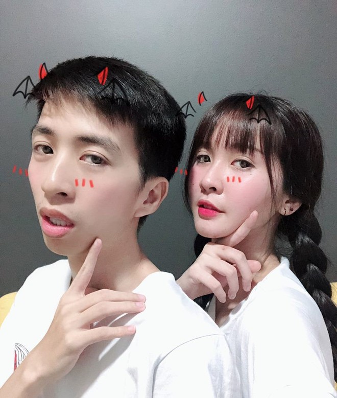 Tình trường của các streamer: Người từng yêu 12 năm rồi chia tay, người công khai hạnh phúc bên bạn gái hotgirl - Ảnh 3.