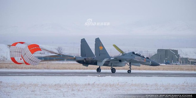 [ẢNH] Phi công Nga đích thân lái Su-30SM nội địa bàn giao cho đồng minh thân thiết - Ảnh 8.