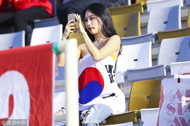 Bỏ qua thất bại, báo Trung Quốc ấn tượng trước fan nữ sexy của Hàn Quốc - Ảnh 5.