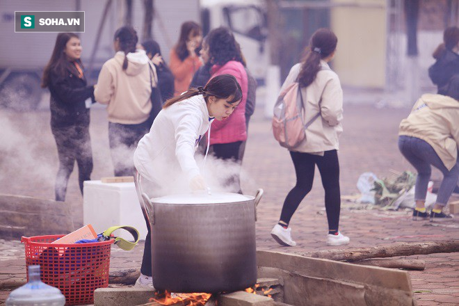 Tấm bánh nghĩa tình, thông điệp về sự ấm áp, không cô đơn  - Ảnh 4.