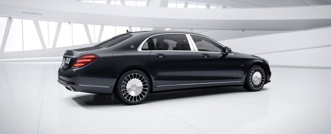 Mẫu ô tô này vừa được Mercedes-Benz tăng giá 400 triệu đồng - Ảnh 1.