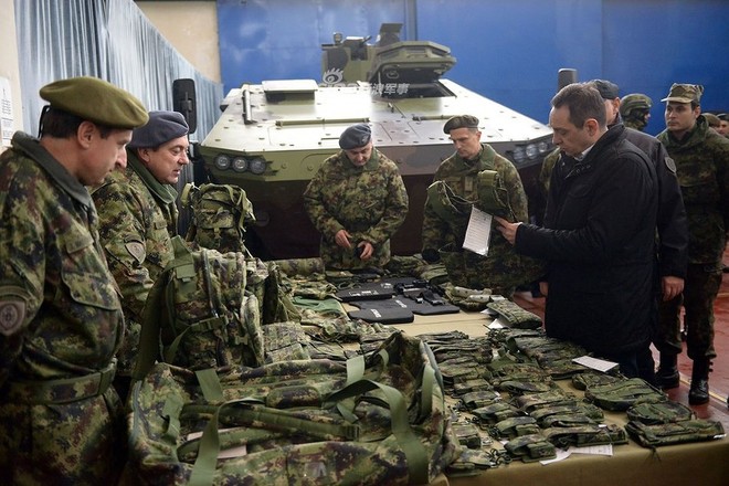 [ẢNH] Serbia tiếp nhận hàng loạt vũ khí khủng, Kosovo nóng trở lại? - Ảnh 12.