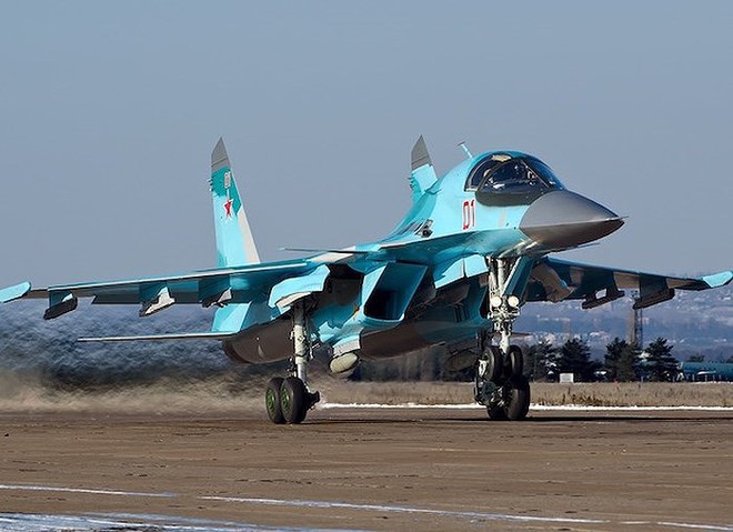 [ẢNH] Nga ra lệnh đình chỉ bay, 120 chiến đấu cơ Su-34 phải nằm đất - Ảnh 13.