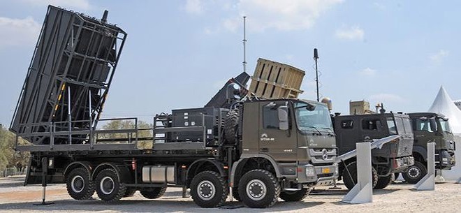 Cuộc đua giữa hai tổ hợp phòng không tầm gần Spyder-MR và Pantsir-S1 - Ảnh 1.