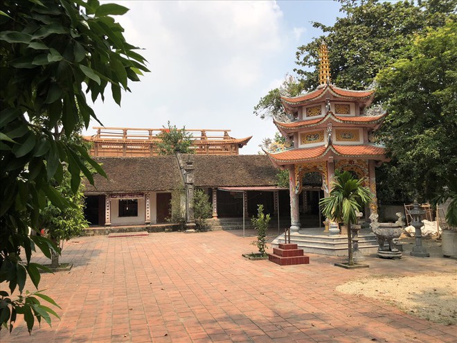 Ngôi chùa hoành tráng được làm từ tiền bán gỗ cây sưa trăm tỉ - Ảnh 8.