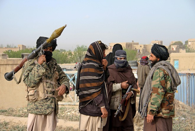 Từ tổ chức khủng bố thành đối tác hoà bình của Mỹ: Taliban nhen nhóm hy vọng cho Afghanistan - Ảnh 2.