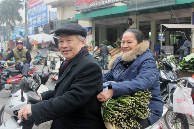 Cận Tết, chợ lá dong lâu đời nhất Hà Nội buồn vì vắng khách - Ảnh 4.
