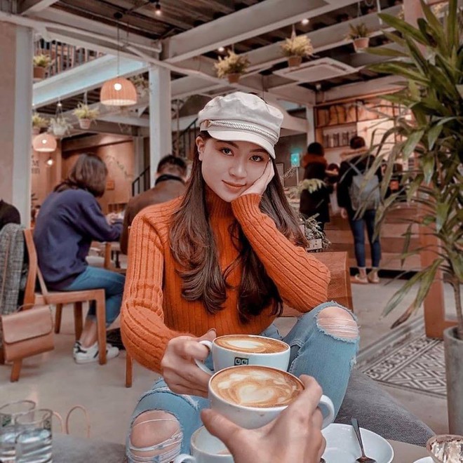 Ghé quán cafe xanh mát giữa lòng Hà Nội vào dịp Tết để biết thật sự bạn cần gì - Ảnh 4.