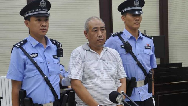 Sát nhân đồ tể Trung Quốc giết hại 12 phụ nữ lĩnh án tử hình - Ảnh 1.