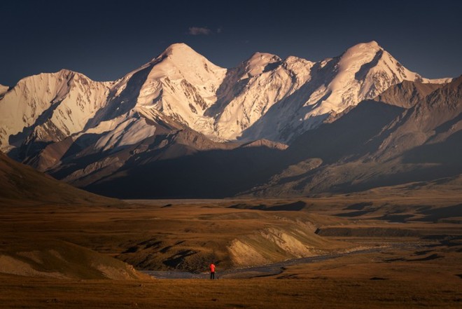 Thiên nhiên hùng vĩ ở Kyrgyzstan đẹp đến “nghẹt thở“ - Ảnh 10.