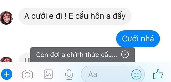 Thanh niên mua sim vớ được luôn cả người yêu, bạn gái cầu hôn cứ ngỡ là trêu chọc - Ảnh 1.